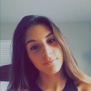 Meet your Posher, Bella